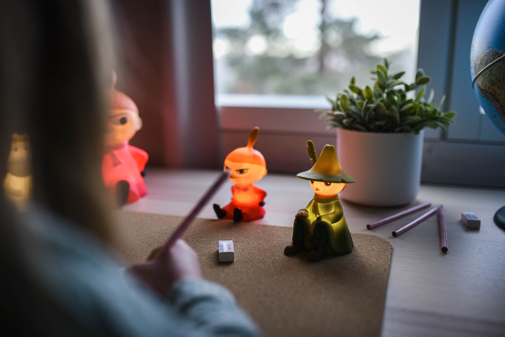 Yövalo Muumi Nuuskamuikkunen S rasiassa - Image 5